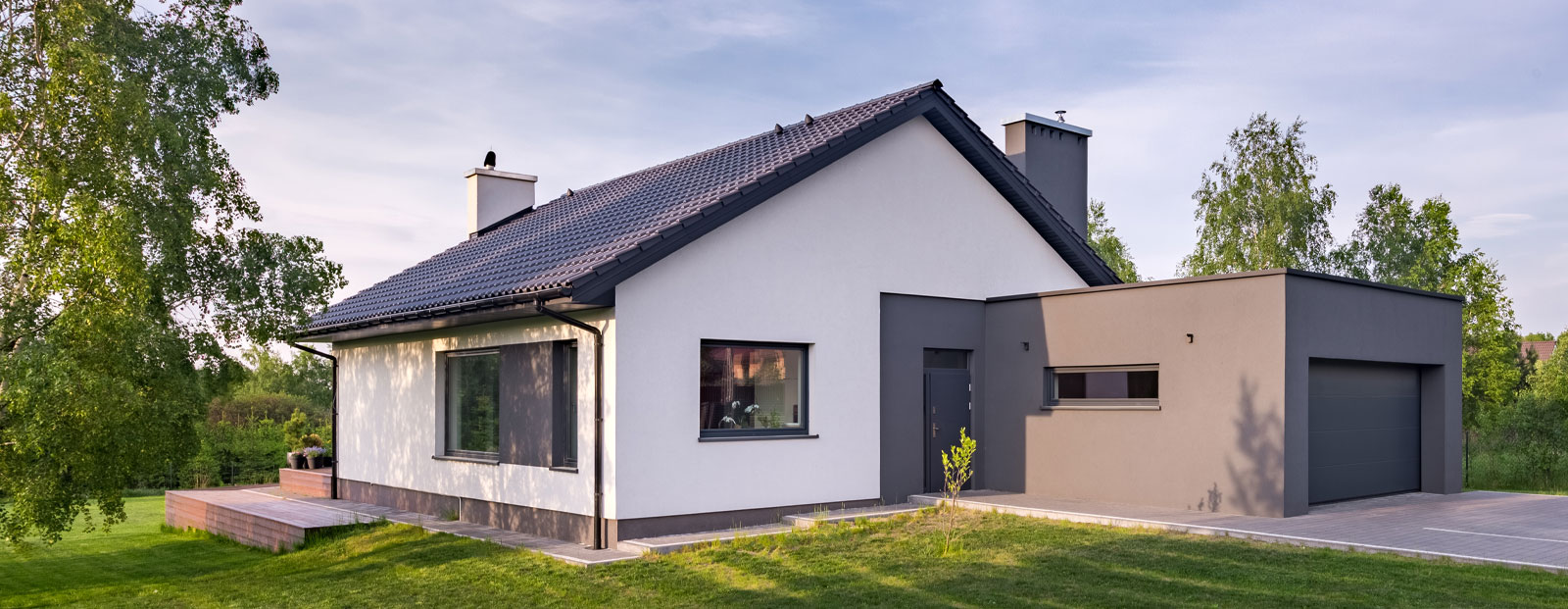 Modernes Einfamilienhaus mit effizienter Heiztechnik